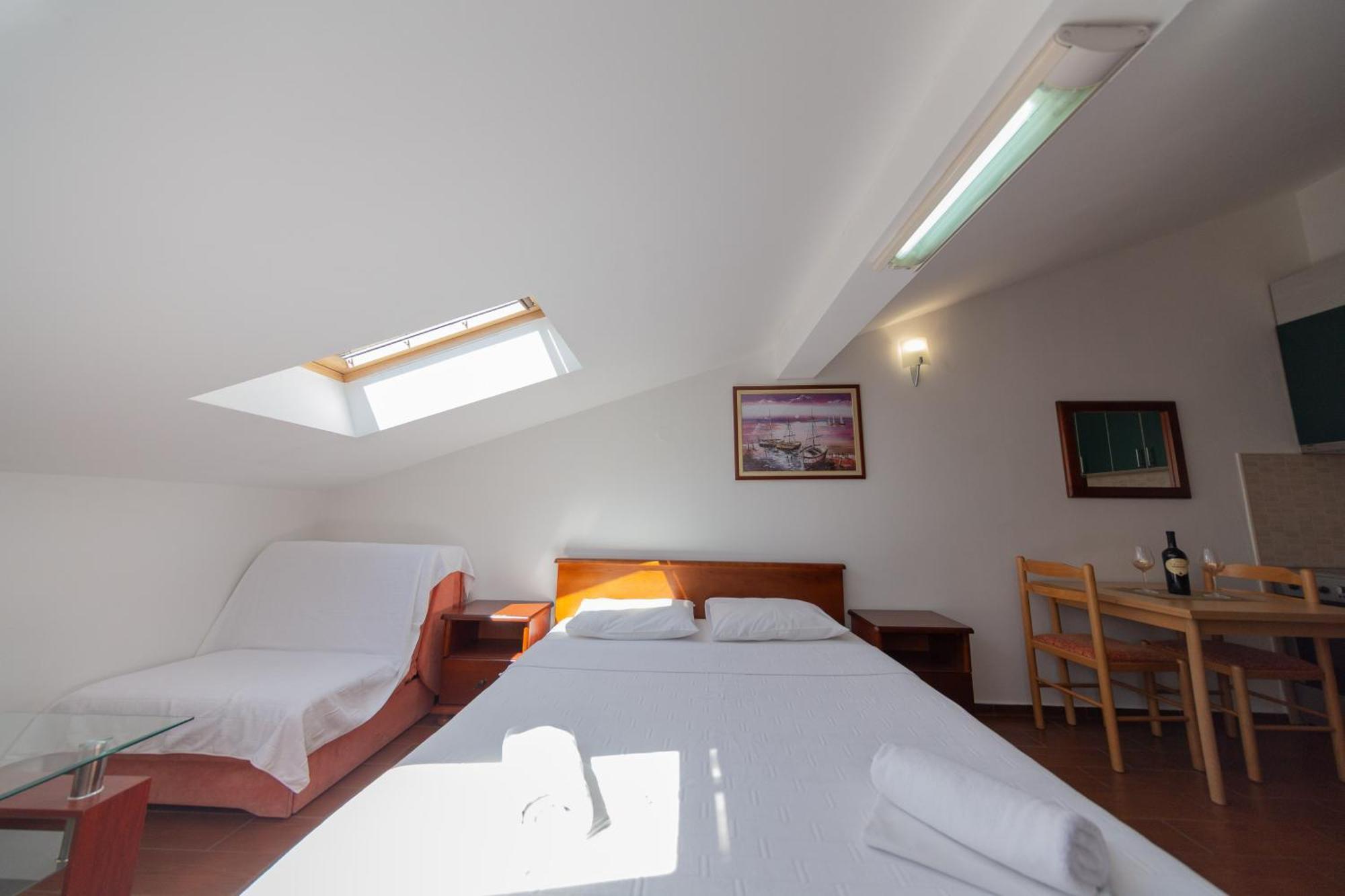 Sms Apartments Budva Ruang foto