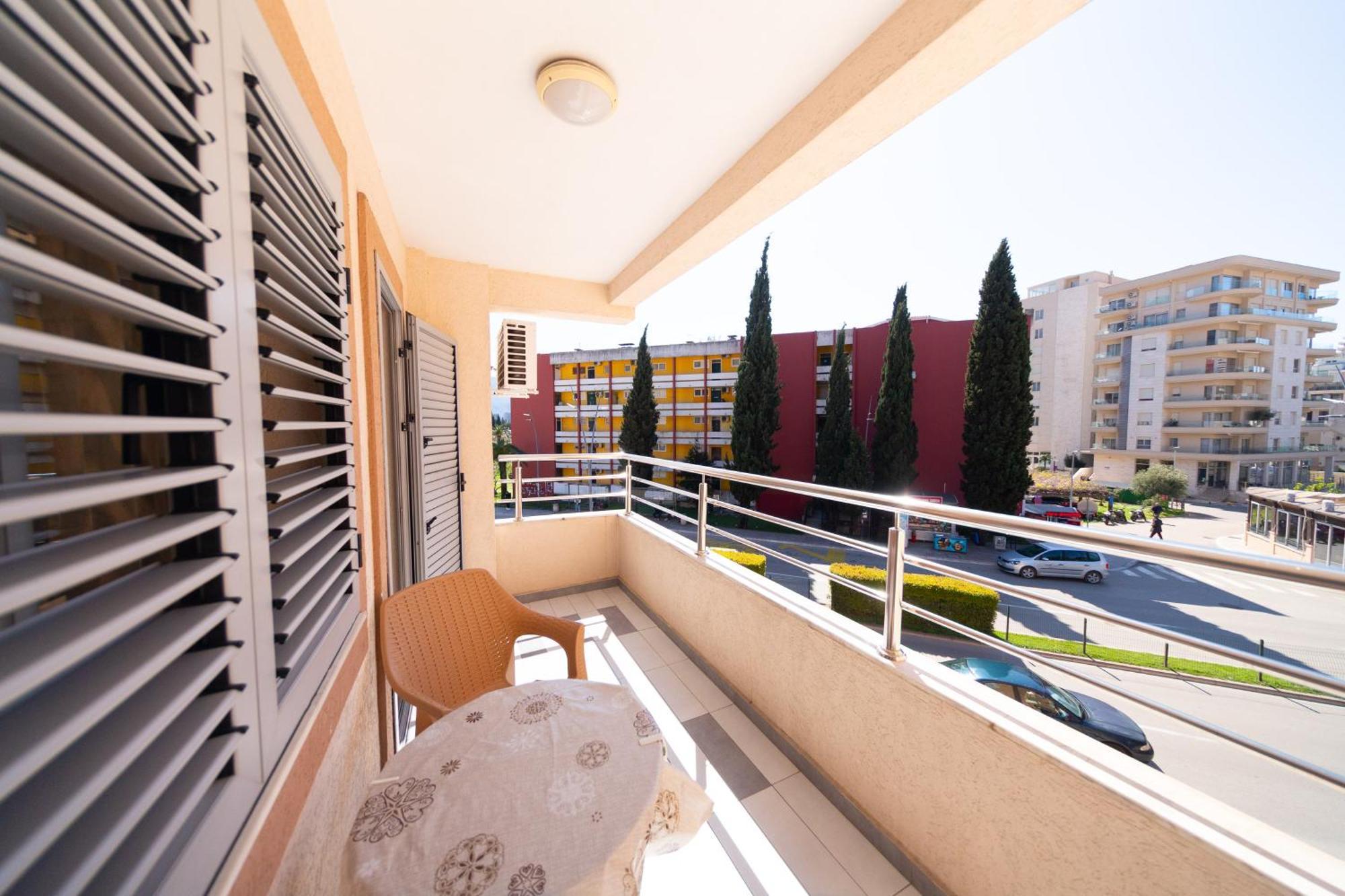 Sms Apartments Budva Ruang foto