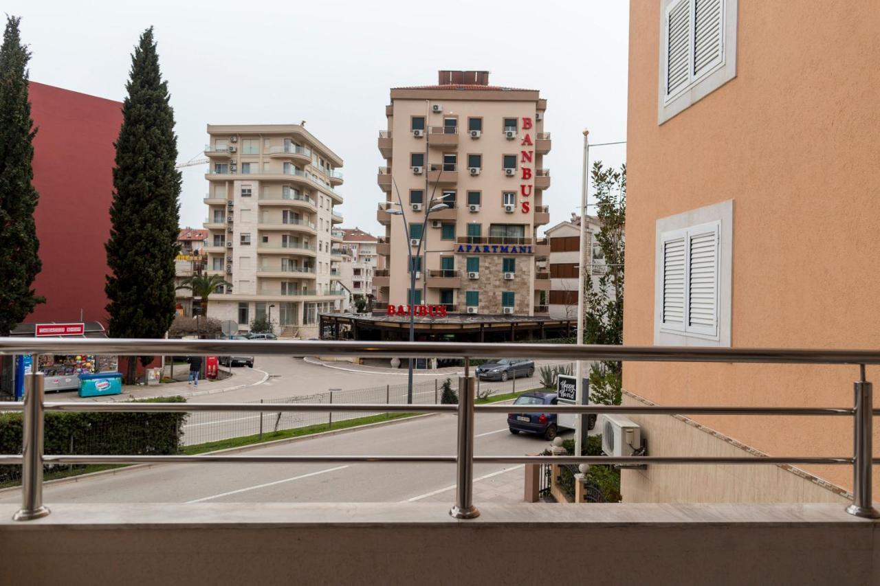 Sms Apartments Budva Bagian luar foto