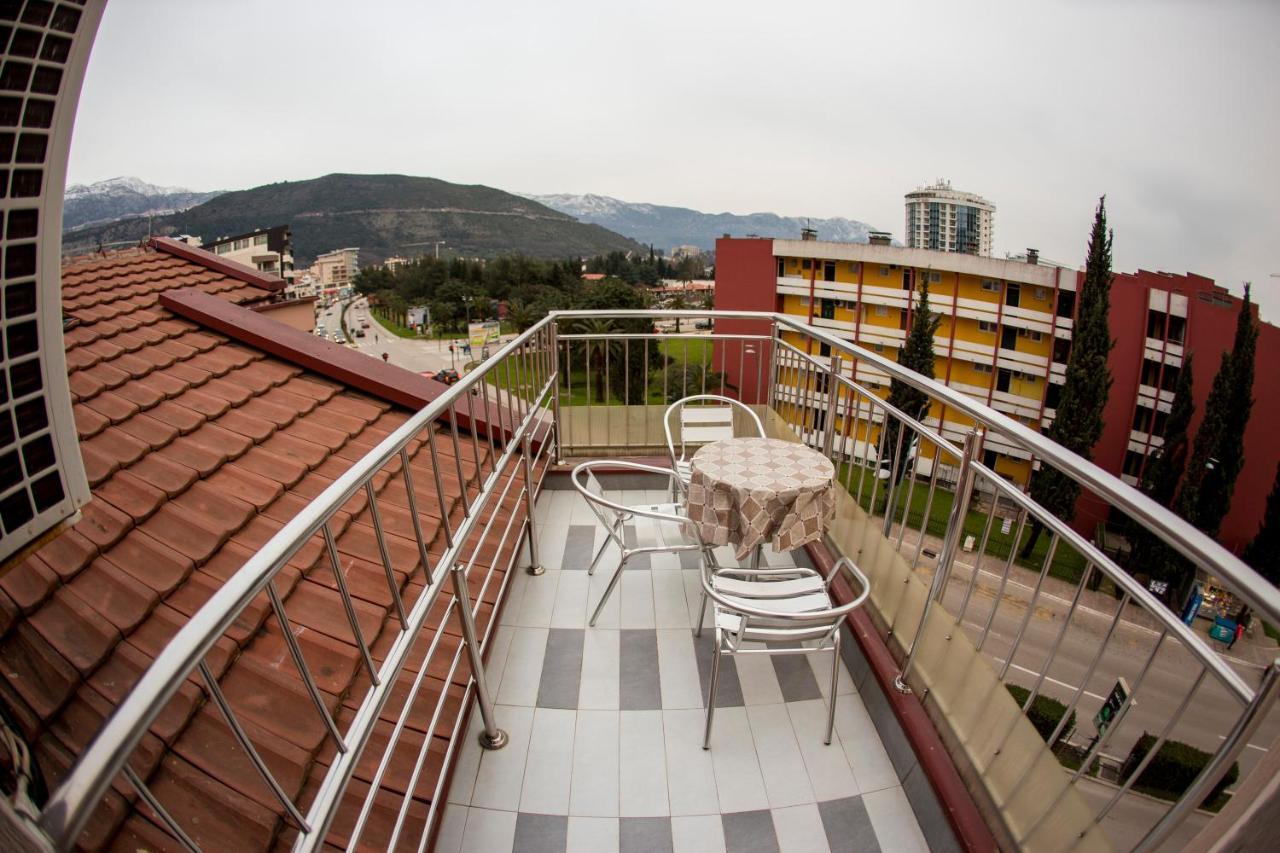Sms Apartments Budva Bagian luar foto