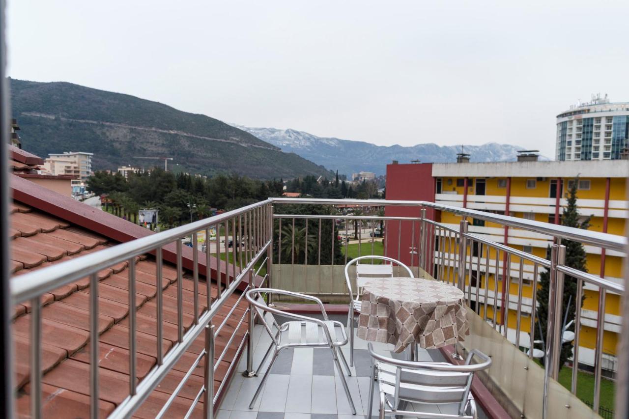 Sms Apartments Budva Bagian luar foto