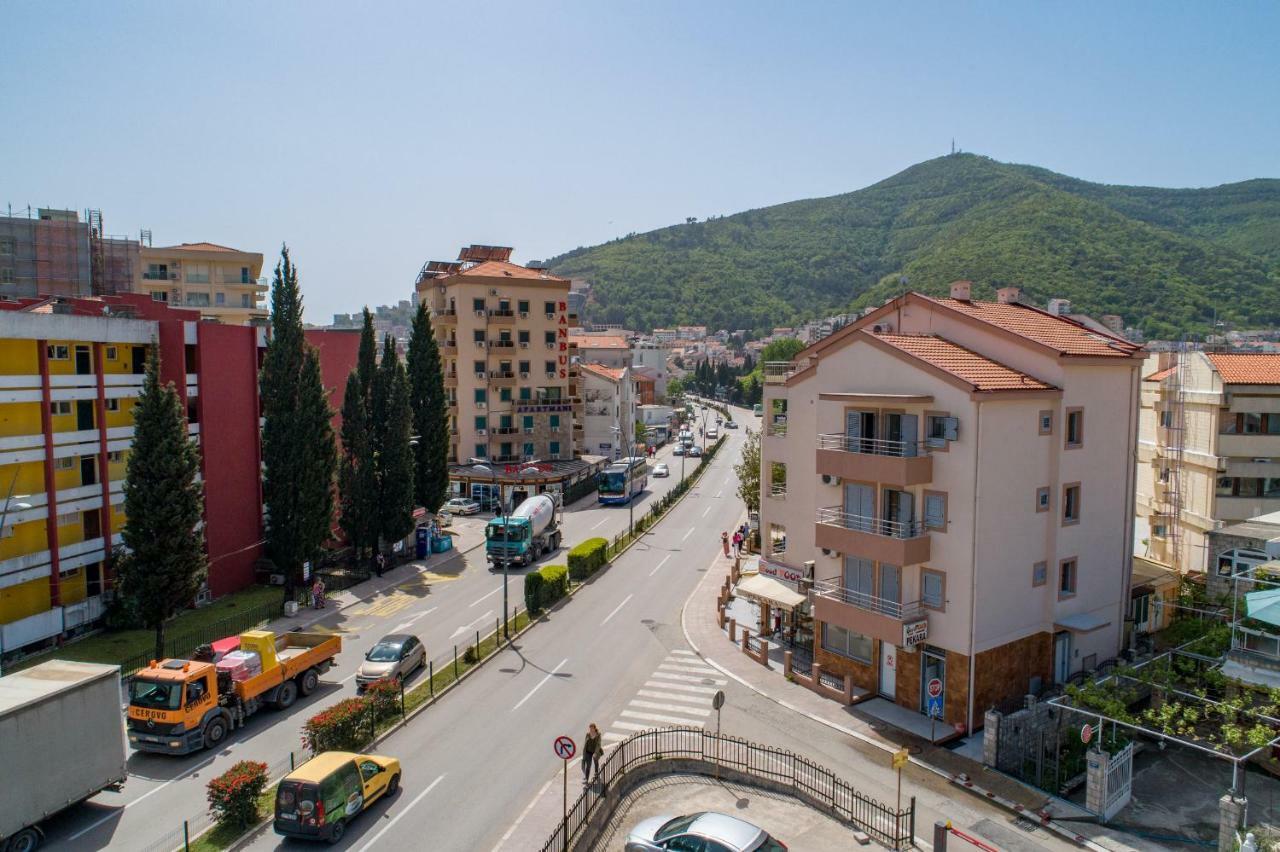 Sms Apartments Budva Bagian luar foto