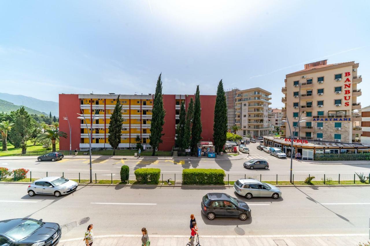 Sms Apartments Budva Bagian luar foto
